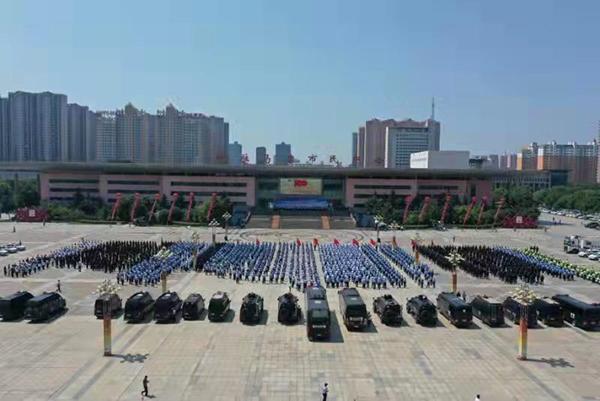 驻马店市公安局荣获全省平安建设先进单位荣誉称号