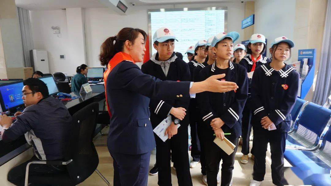 国家税务总局武定县税务局第一税务分局获2022年度“全国三八红旗集体”荣誉称号！ 