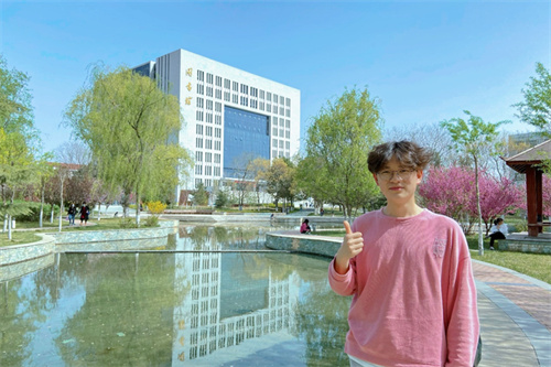 陇东学院学生胡振国获甘肃“向上向善好青年”荣誉称号