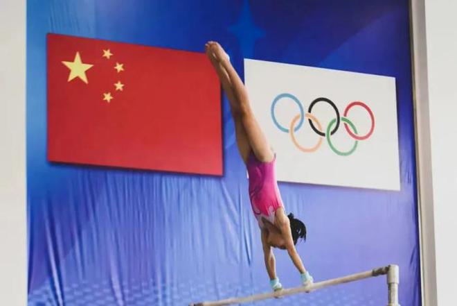 汕头大学新闻学子获2021年广东省校园摄影大赛二等奖