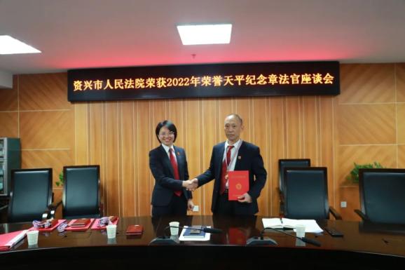 “五一”特辑|致敬荣誉天平纪念章获得者！