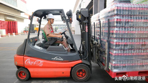 他获得“成都工匠”荣誉称号