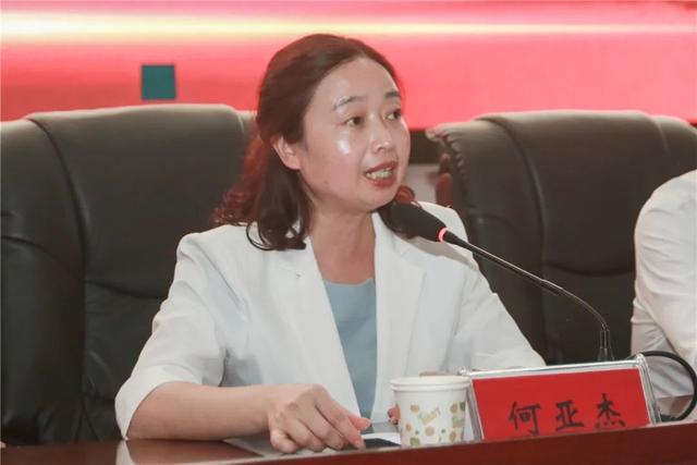 蓬溪中学荣获“全国青少年普法教育先进集体”称号