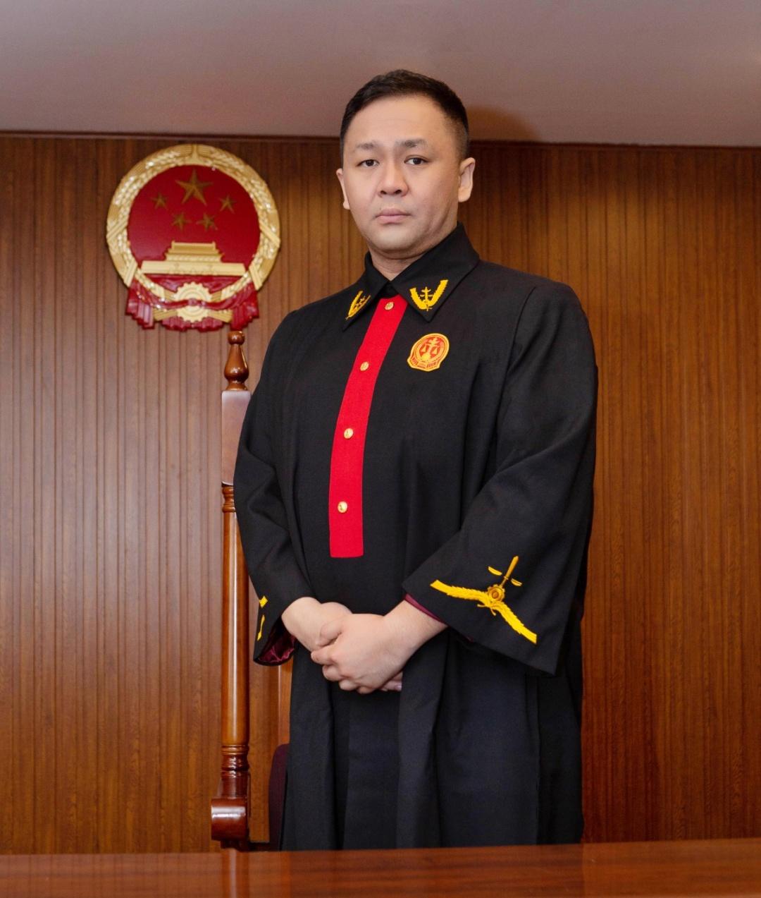 喜报！双城区法院党组书记、院长丁锐被授予第四届“全省审判业务专家”称号