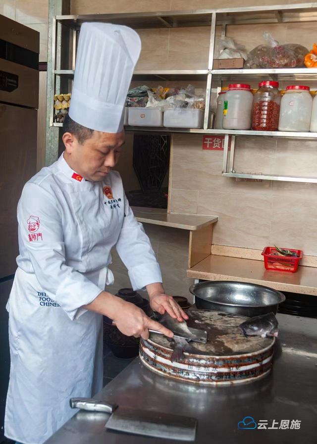 恩施州三名高级技师获评“湖北省技术能手”称号