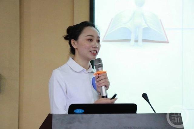 重庆护士获“中国好护士”称号 曾因在空中救人获关注