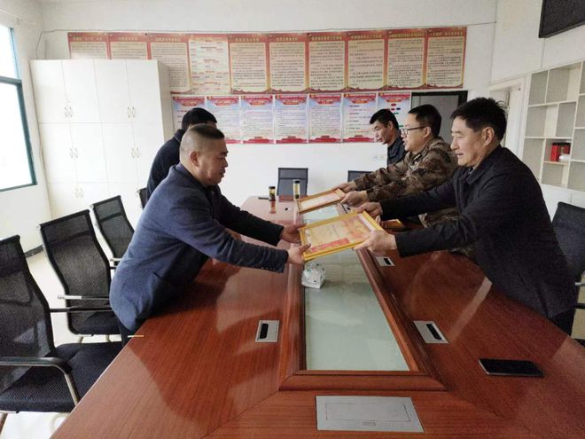 喜报 | 徐桥镇3名现役军人获荣誉称号