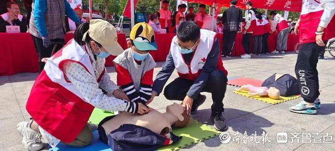 滕州市中心人民医院荣获“5.8博爱奖”先进集体荣誉称号