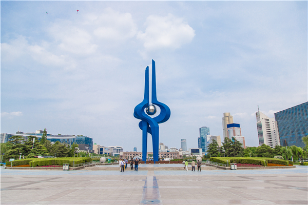 响当当的榜样！“泉城最美公务员”事迹来了