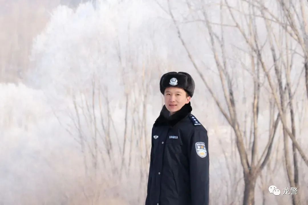 刘欣被追授为“全国公安系统一级英雄模范”称号