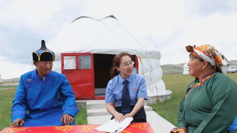 春华：荣誉为责 实干为安