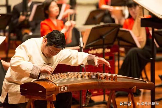 龙凤乐器田步高先生荣获“民乐艺术终身贡献荣誉称号”